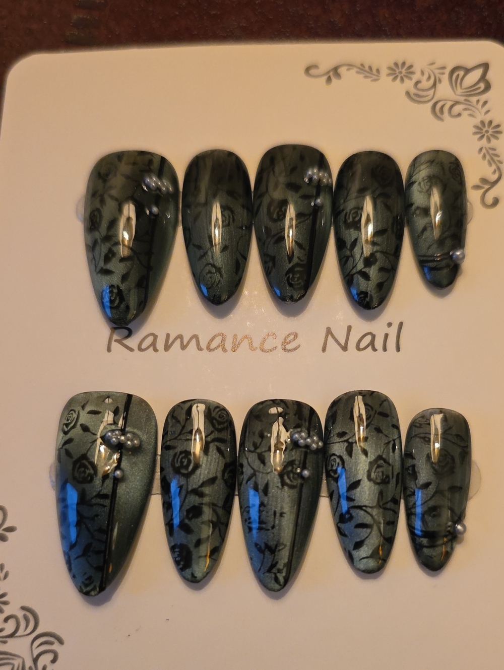 Green Floral Stiletto Press-On Nails Size Large